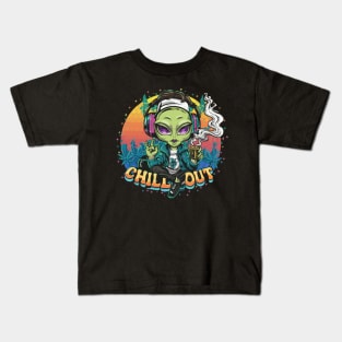 Interstellar Rhythm: Hip Hop Alien Art Piece Kids T-Shirt